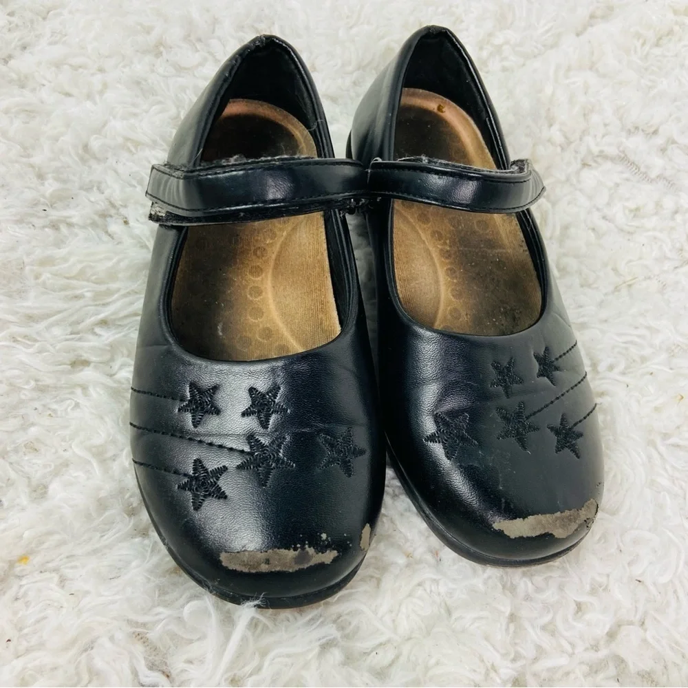 UNBRANDED faux leather Black Star embroidered Kids Shoes size 11